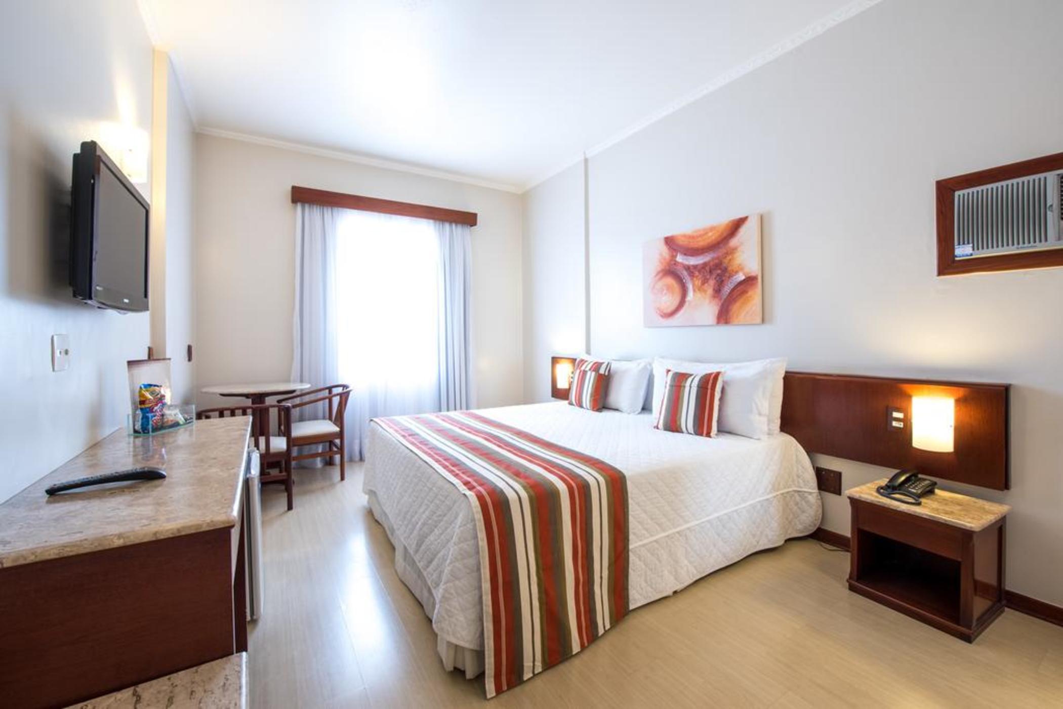 Hotel Carlton Plaza Poços de Caldas Kültér fotó
