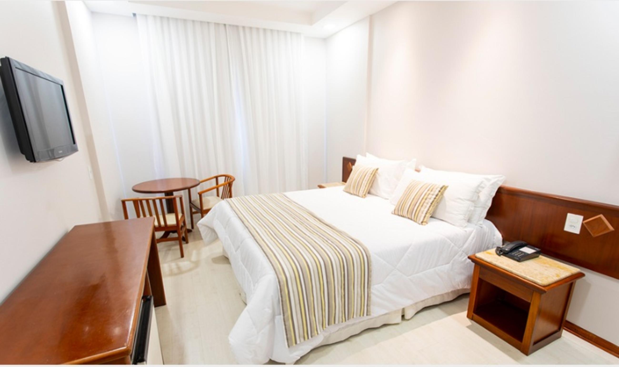 Hotel Carlton Plaza Poços de Caldas Kültér fotó