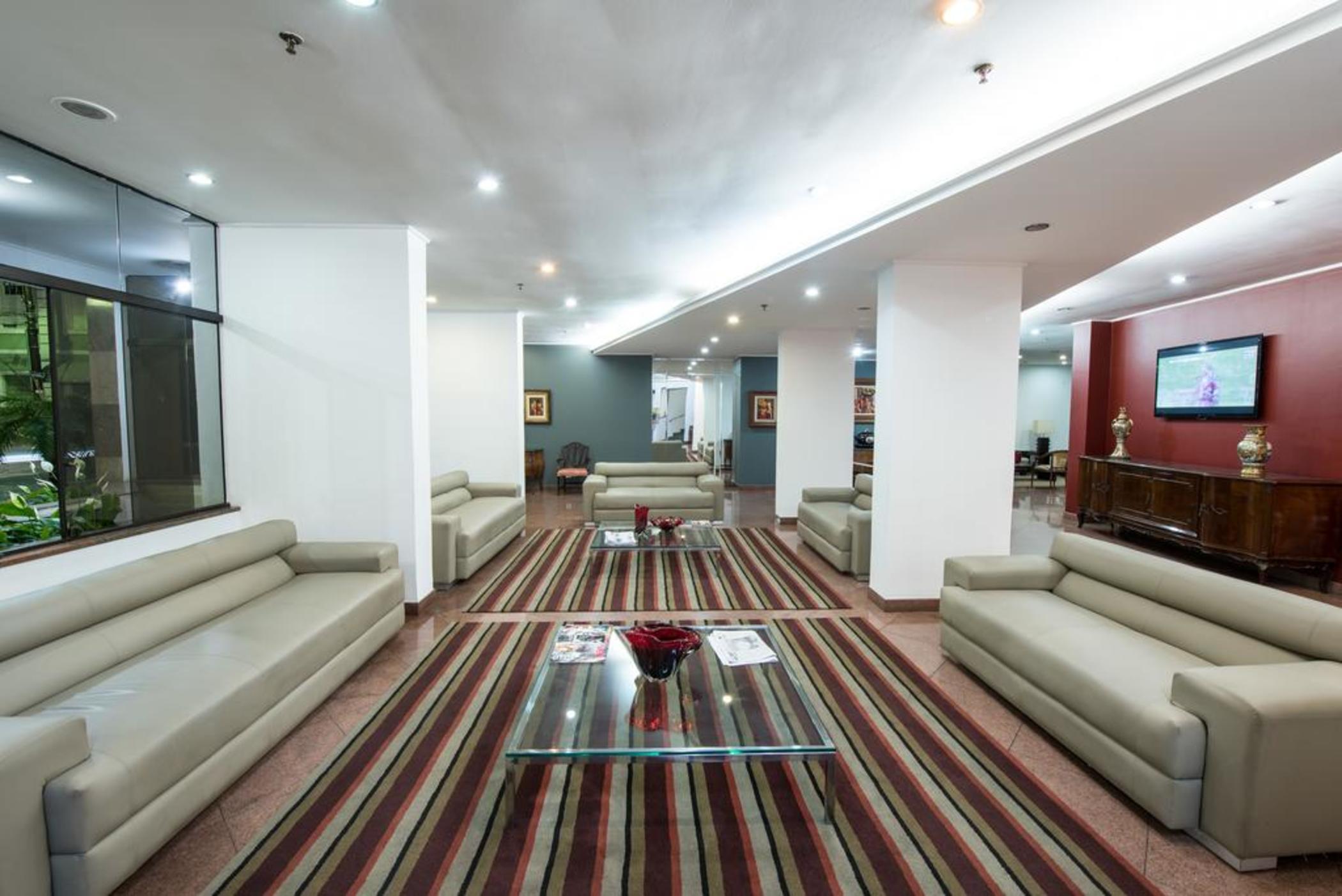 Hotel Carlton Plaza Poços de Caldas Kültér fotó