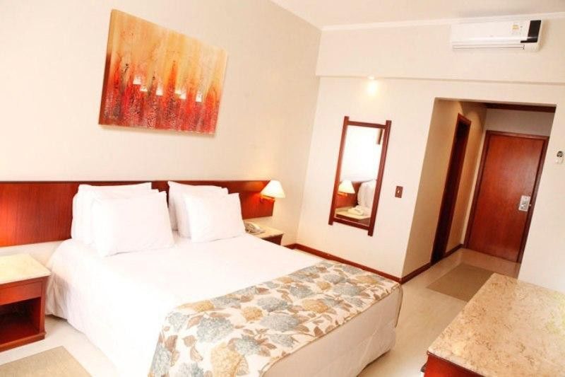 Hotel Carlton Plaza Poços de Caldas Kültér fotó