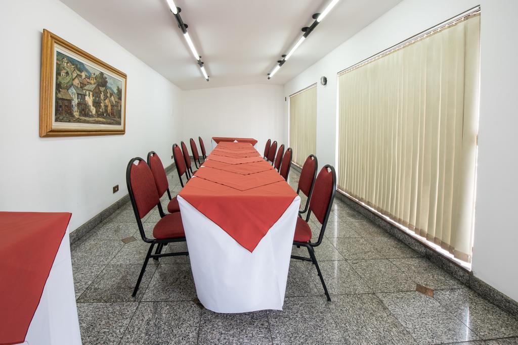 Hotel Carlton Plaza Poços de Caldas Kültér fotó