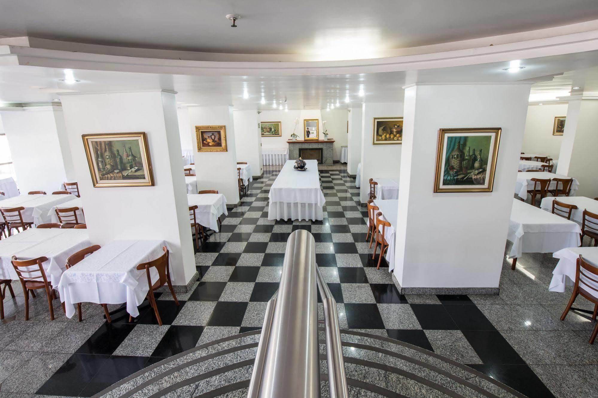 Hotel Carlton Plaza Poços de Caldas Kültér fotó